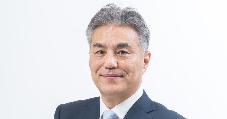 Yoshihito Yamada *