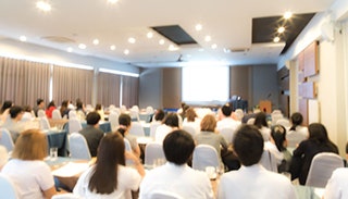 Management StrategyMeeting / BusinessBriefing