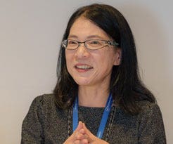 永井 朝子氏