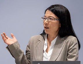 永井 朝子氏
