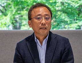吉崎 敏文