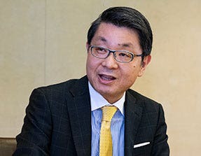 足立 直樹氏