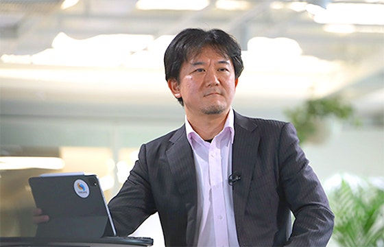 花沢 健 氏