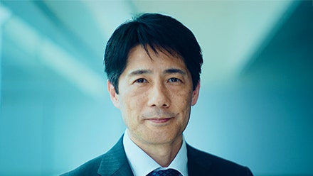 奥 隆行
